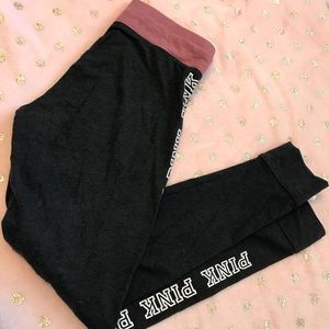 VS Pink yoga pants (M)